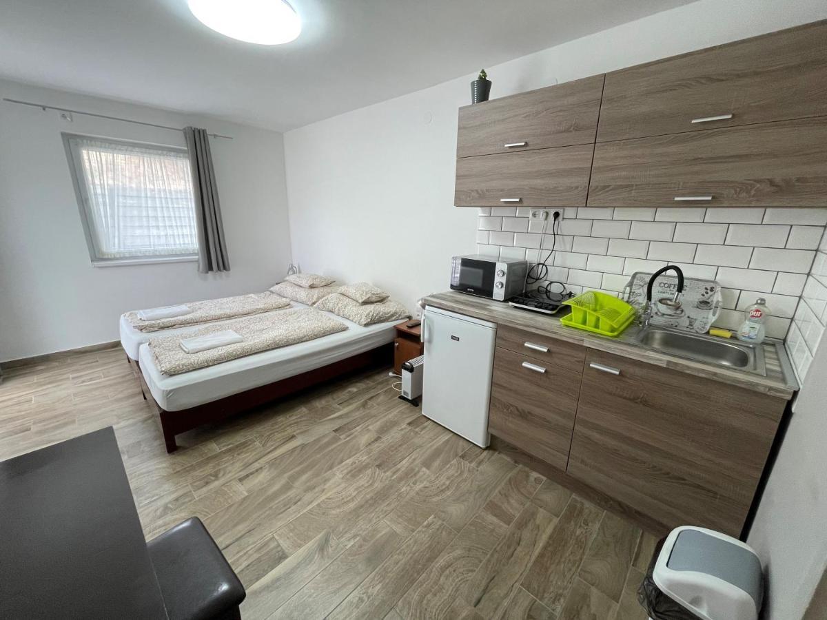 Freedom Apartman Морахалом Экстерьер фото